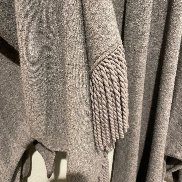 Coco + Carmen gray open front cardigan poncho S/M - Picture 2 of 6